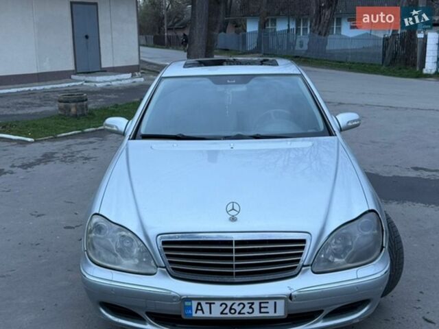 Серый Мерседес С Класс, объемом двигателя 3.2 л и пробегом 350 тыс. км за 5600 $, фото 1 на Automoto.ua