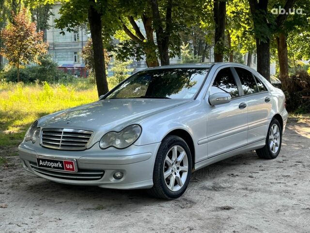 Серый Мерседес С Класс, объемом двигателя 2.2 л и пробегом 363 тыс. км за 6490 $, фото 1 на Automoto.ua