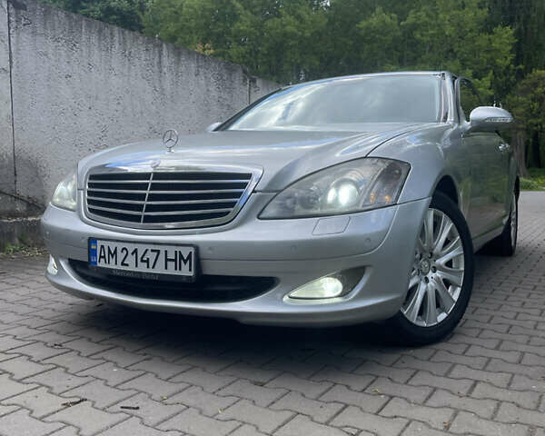 Сірий Мерседес С Клас, об'ємом двигуна 2.99 л та пробігом 350 тис. км за 9500 $, фото 1 на Automoto.ua