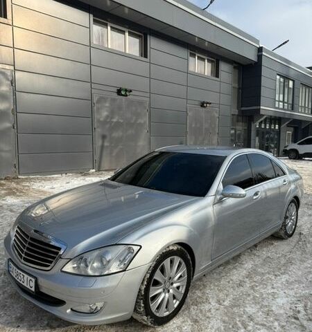Сірий Мерседес С Клас, об'ємом двигуна 2.99 л та пробігом 360 тис. км за 9999 $, фото 1 на Automoto.ua