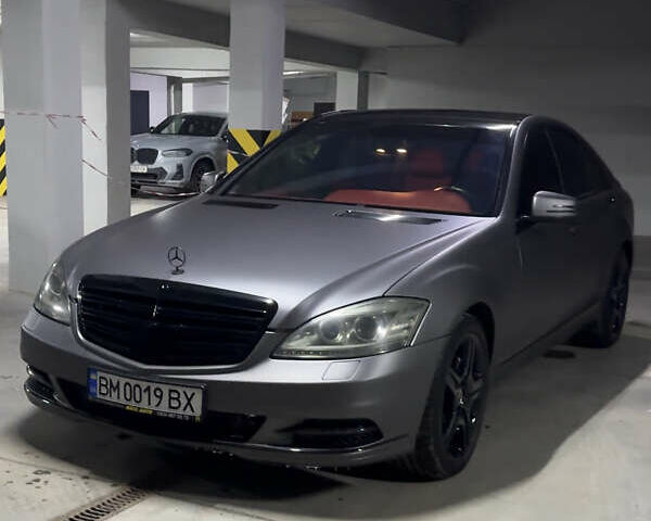 Серый Мерседес С Класс, объемом двигателя 3 л и пробегом 163 тыс. км за 17500 $, фото 1 на Automoto.ua