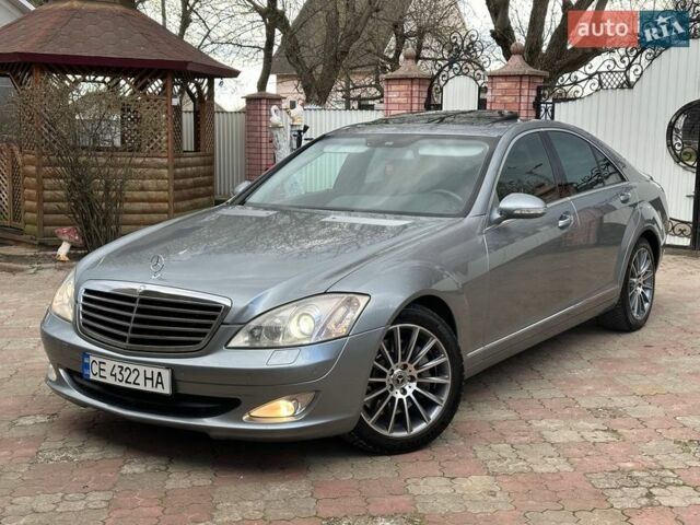 Серый Мерседес С Класс, объемом двигателя 2.99 л и пробегом 290 тыс. км за 12000 $, фото 1 на Automoto.ua