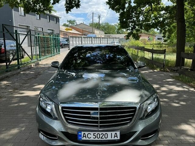 Серый Мерседес С Класс, объемом двигателя 3 л и пробегом 246 тыс. км за 35000 $, фото 1 на Automoto.ua