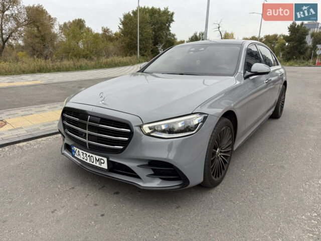 Сірий Мерседес С Клас, об'ємом двигуна 3 л та пробігом 119 тис. км за 85000 $, фото 1 на Automoto.ua