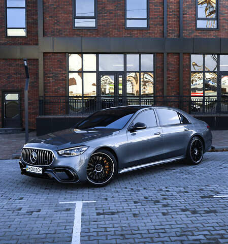 Серый Мерседес С Класс, объемом двигателя 3.98 л и пробегом 19 тыс. км за 315000 $, фото 1 на Automoto.ua