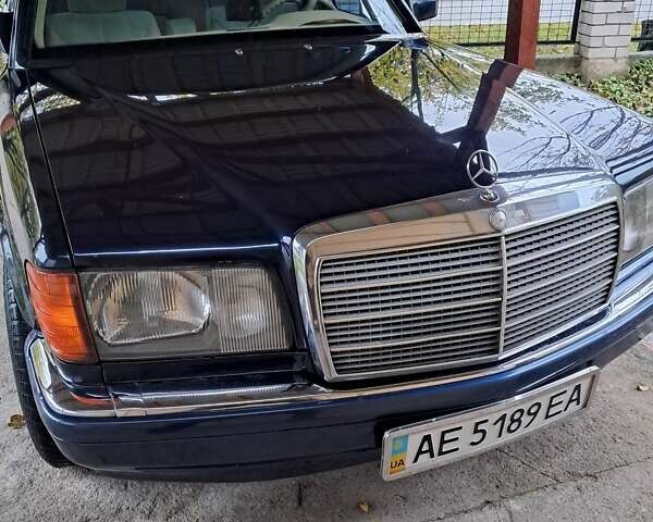 Синий Мерседес С Класс, объемом двигателя 3 л и пробегом 350 тыс. км за 6300 $, фото 1 на Automoto.ua