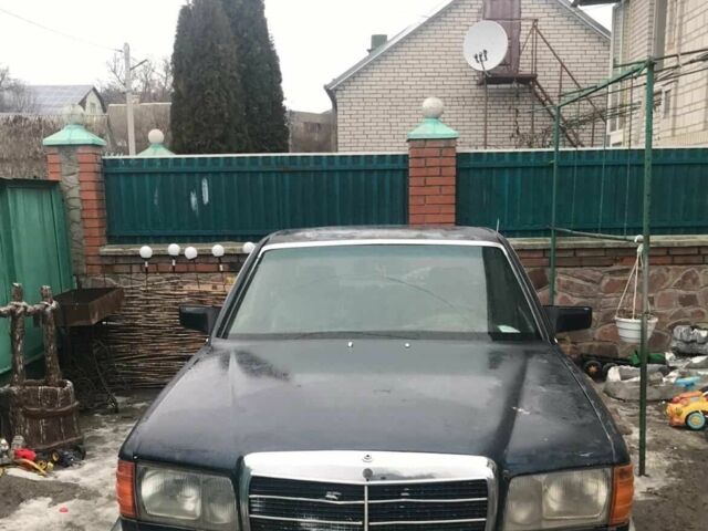 Синий Мерседес С Класс, объемом двигателя 3 л и пробегом 470 тыс. км за 1500 $, фото 1 на Automoto.ua