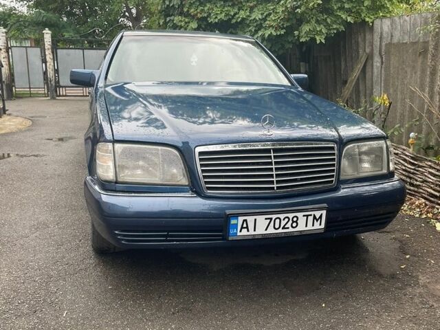 Синій Мерседес С Клас, об'ємом двигуна 5 л та пробігом 480 тис. км за 6000 $, фото 1 на Automoto.ua