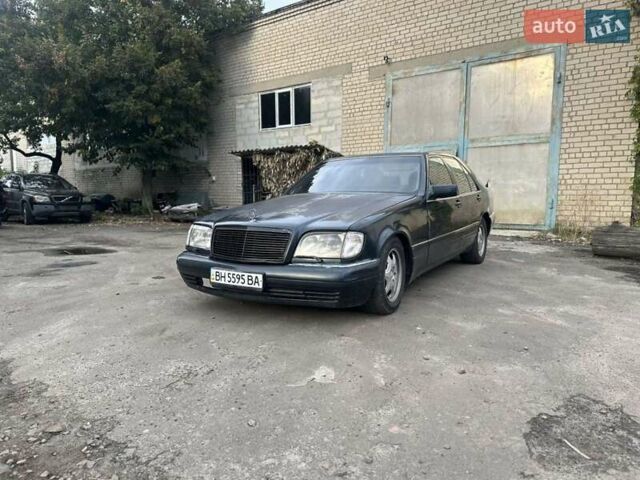 Синій Мерседес С Клас, об'ємом двигуна 3 л та пробігом 450 тис. км за 2400 $, фото 1 на Automoto.ua