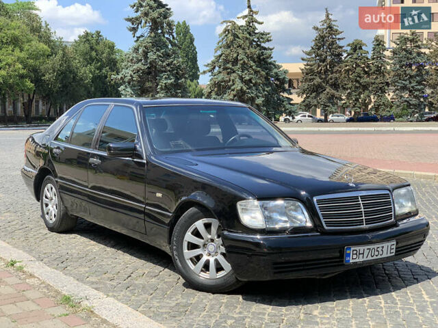Синий Мерседес С Класс, объемом двигателя 3 л и пробегом 444 тыс. км за 5200 $, фото 1 на Automoto.ua