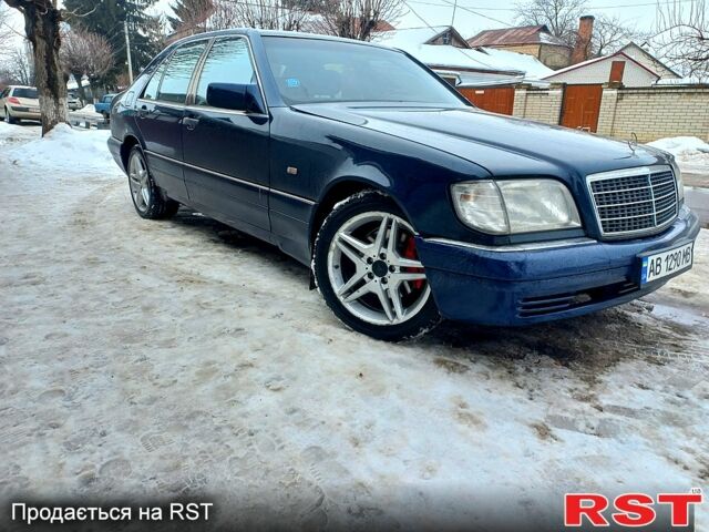 Синий Мерседес С Класс, объемом двигателя 3.5 л и пробегом 0 тыс. км за 4700 $, фото 1 на Automoto.ua