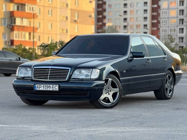 Синій Мерседес С Клас, об'ємом двигуна 3.2 л та пробігом 235 тис. км за 8499 $, фото 1 на Automoto.ua