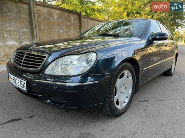 Синій Мерседес С Клас, об'ємом двигуна 6 л та пробігом 330 тис. км за 6500 $, фото 1 на Automoto.ua