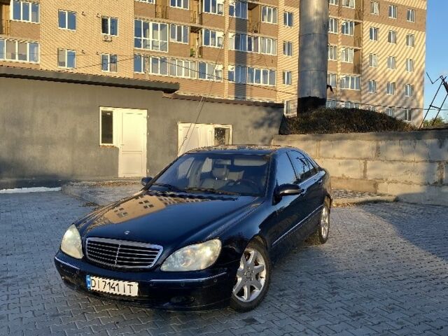 Синій Мерседес С Клас, об'ємом двигуна 4 л та пробігом 417 тис. км за 4500 $, фото 1 на Automoto.ua