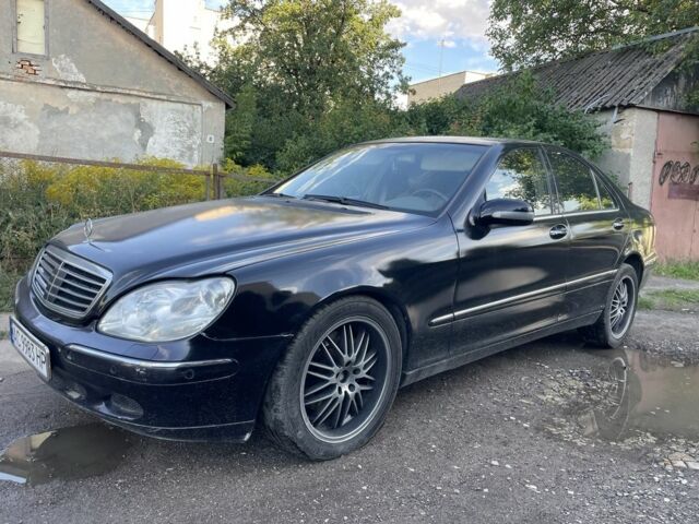Синій Мерседес С Клас, об'ємом двигуна 3.2 л та пробігом 640 тис. км за 5185 $, фото 1 на Automoto.ua