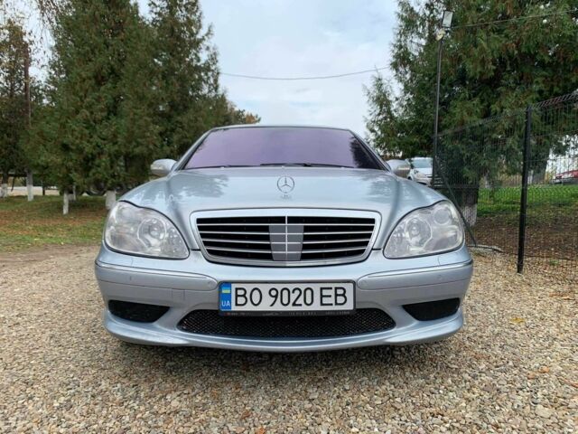 Синий Мерседес С Класс, объемом двигателя 5 л и пробегом 400 тыс. км за 5300 $, фото 1 на Automoto.ua