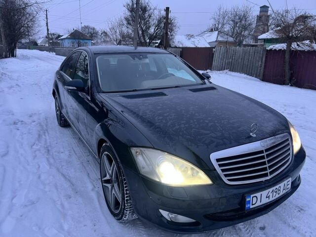 Синій Мерседес С Клас, об'ємом двигуна 3.5 л та пробігом 360 тис. км за 6700 $, фото 1 на Automoto.ua