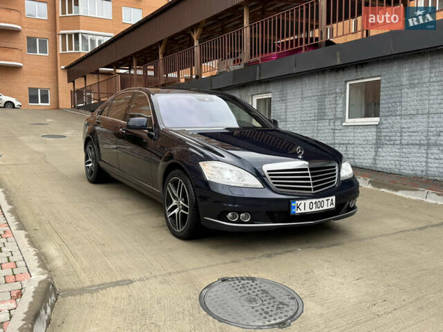Синий Мерседес С Класс, объемом двигателя 2.14 л и пробегом 151 тыс. км за 22000 $, фото 1 на Automoto.ua
