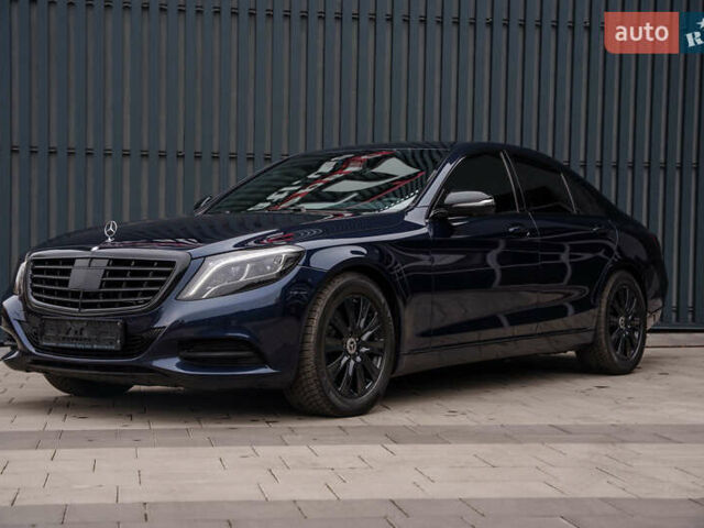 Синий Мерседес С Класс, объемом двигателя 2.99 л и пробегом 117 тыс. км за 44800 $, фото 1 на Automoto.ua