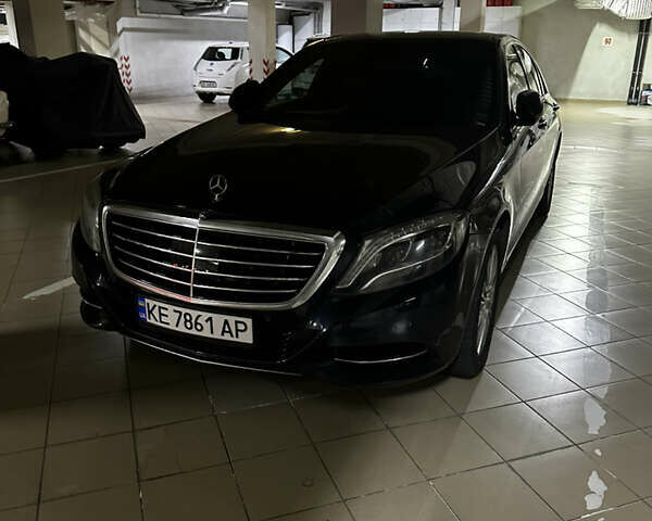 Синий Мерседес С Класс, объемом двигателя 2.99 л и пробегом 235 тыс. км за 43000 $, фото 1 на Automoto.ua