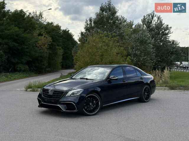 Синий Мерседес С Класс, объемом двигателя 3.99 л и пробегом 89 тыс. км за 61500 $, фото 1 на Automoto.ua