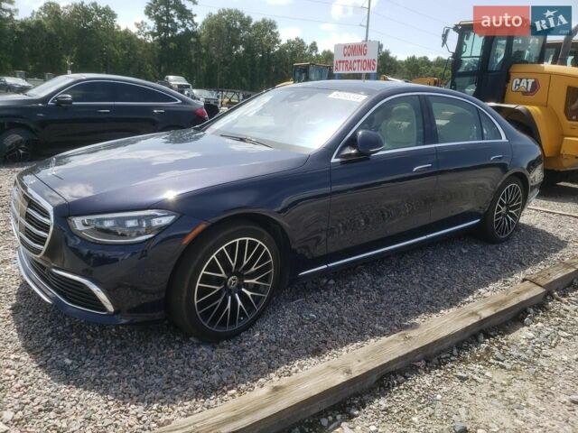 Синій Мерседес С Клас, об'ємом двигуна 3.98 л та пробігом 4 тис. км за 50000 $, фото 1 на Automoto.ua