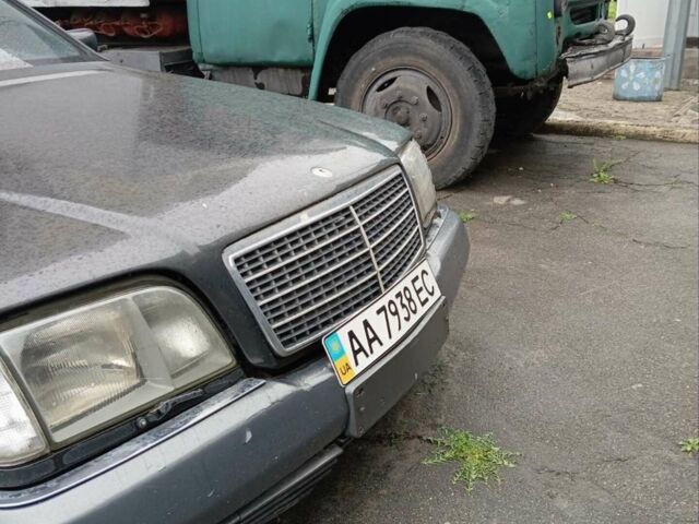 Зелений Мерседес С Клас, об'ємом двигуна 0 л та пробігом 365 тис. км за 5500 $, фото 1 на Automoto.ua