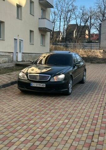 Зеленый Мерседес С Класс, объемом двигателя 4.97 л и пробегом 330 тыс. км за 4100 $, фото 1 на Automoto.ua