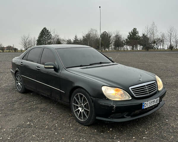 Зелений Мерседес С Клас, об'ємом двигуна 4.97 л та пробігом 330 тис. км за 4700 $, фото 1 на Automoto.ua