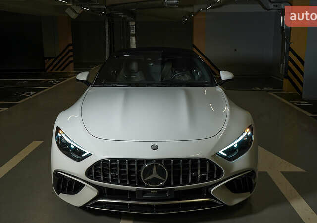 Білий Мерседес СЛ-Клас, об'ємом двигуна 4 л та пробігом 20 тис. км за 205000 $, фото 1 на Automoto.ua