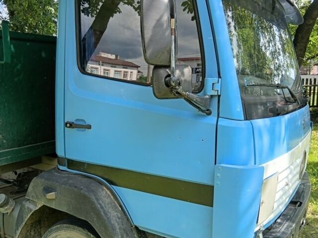 Синій Мерседес СЛ-Клас, об'ємом двигуна 4 л та пробігом 500 тис. км за 9124 $, фото 1 на Automoto.ua