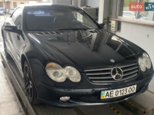 Синий Мерседес СЛ-Класс, объемом двигателя 3.72 л и пробегом 133 тыс. км за 20000 $, фото 1 на Automoto.ua