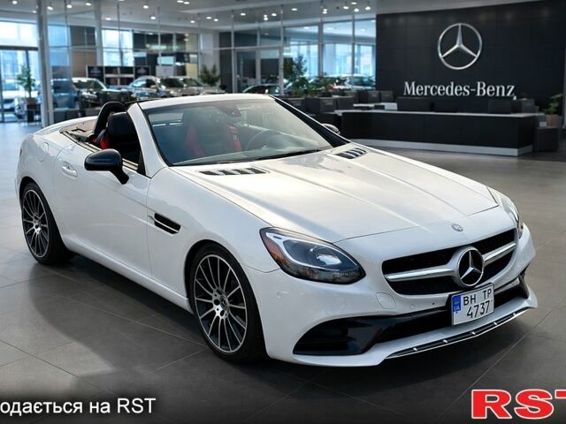 Белый Мерседес СЛЦ-Класс, объемом двигателя 2 л и пробегом 84 тыс. км за 19900 $, фото 1 на Automoto.ua
