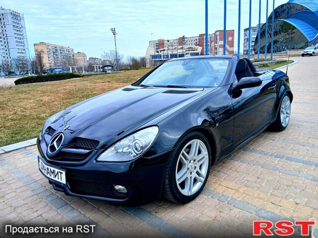 Чорний Мерседес СЛК-Клас, об'ємом двигуна 1.8 л та пробігом 207 тис. км за 9500 $, фото 1 на Automoto.ua