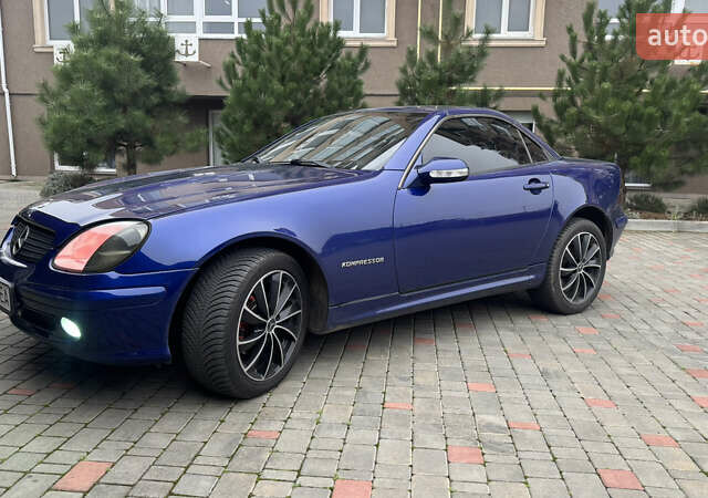 Синий Мерседес СЛК-Класс, объемом двигателя 2 л и пробегом 253 тыс. км за 6000 $, фото 1 на Automoto.ua