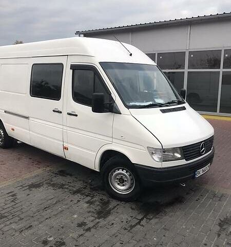 Білий Мерседес Sprinter 312 груз.-пасс., об'ємом двигуна 2.9 л та пробігом 121 тис. км за 6900 $, фото 1 на Automoto.ua