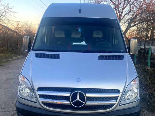 Сірий Мерседес Спрінтер 313, об'ємом двигуна 2.1 л та пробігом 245 тис. км за 18700 $, фото 1 на Automoto.ua