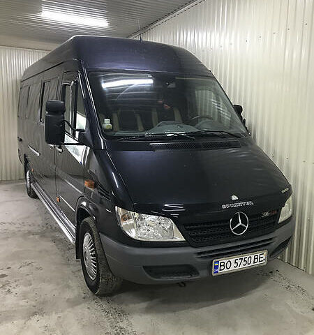 Чорний Мерседес Sprinter 316 груз.-пасс., об'ємом двигуна 2.7 л та пробігом 370 тис. км за 16700 $, фото 1 на Automoto.ua