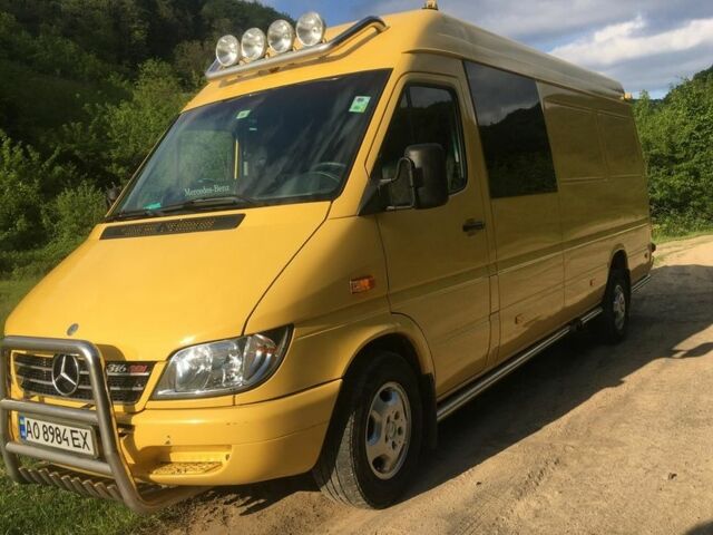 Жовтий Мерседес Спрінтер 316 пас., об'ємом двигуна 2.7 л та пробігом 700 тис. км за 10000 $, фото 1 на Automoto.ua