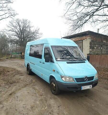 Синий Мерседес Sprinter 416 груз.-пасс., объемом двигателя 2.7 л и пробегом 548 тыс. км за 12000 $, фото 1 на Automoto.ua