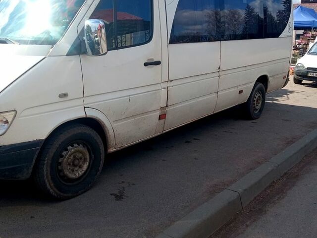 Білий Мерседес Sprinter, об'ємом двигуна 2.4 л та пробігом 1 тис. км за 4500 $, фото 1 на Automoto.ua