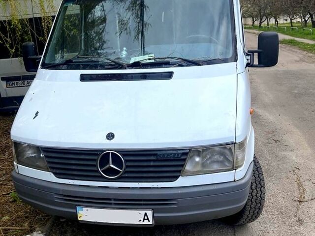 Белый Мерседес Sprinter, объемом двигателя 2.9 л и пробегом 286 тыс. км за 6000 $, фото 1 на Automoto.ua