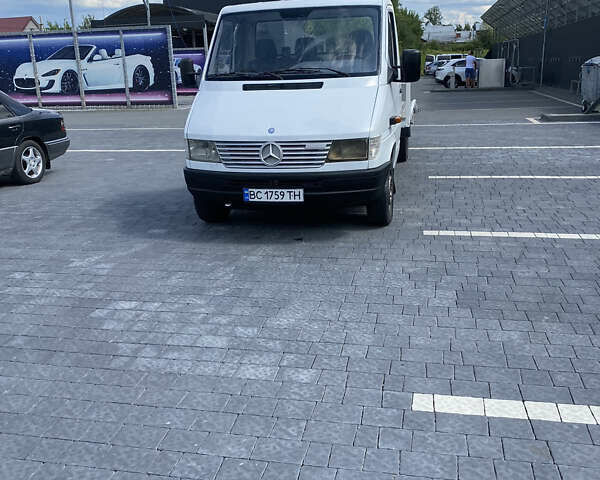 Білий Мерседес Sprinter, об'ємом двигуна 2.3 л та пробігом 650 тис. км за 7900 $, фото 1 на Automoto.ua