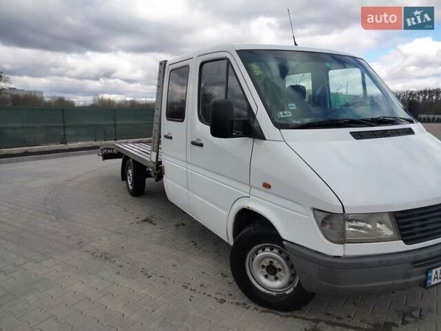 Білий Мерседес Sprinter, об'ємом двигуна 2.9 л та пробігом 704 тис. км за 12000 $, фото 1 на Automoto.ua