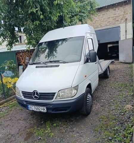 Білий Мерседес Sprinter, об'ємом двигуна 0 л та пробігом 15 тис. км за 10800 $, фото 1 на Automoto.ua