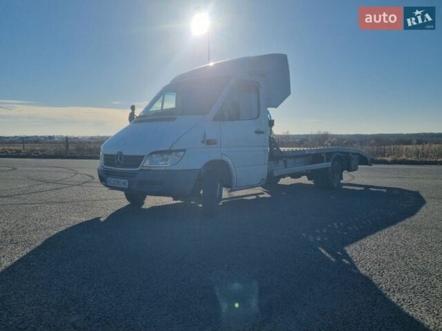 Белый Мерседес Sprinter, объемом двигателя 2.7 л и пробегом 450 тыс. км за 15500 $, фото 1 на Automoto.ua