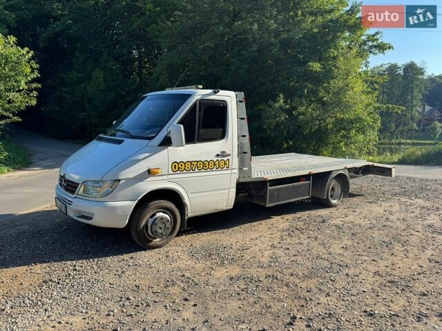 Белый Мерседес Sprinter, объемом двигателя 2.15 л и пробегом 699 тыс. км за 15500 $, фото 1 на Automoto.ua