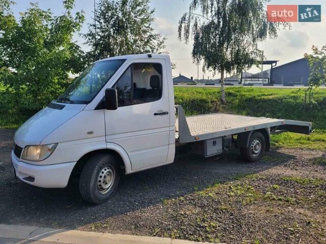 Белый Мерседес Sprinter, объемом двигателя 2.2 л и пробегом 475 тыс. км за 11500 $, фото 1 на Automoto.ua