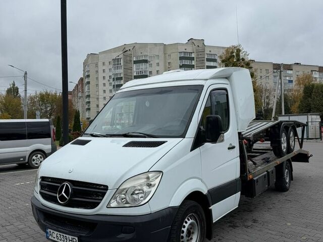 Белый Мерседес Sprinter, объемом двигателя 2.69 л и пробегом 400 тыс. км за 14000 $, фото 1 на Automoto.ua