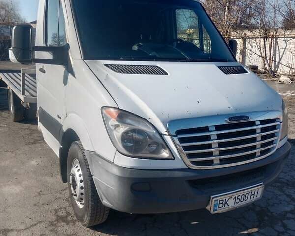Белый Мерседес Sprinter, объемом двигателя 2.99 л и пробегом 780 тыс. км за 17900 $, фото 1 на Automoto.ua